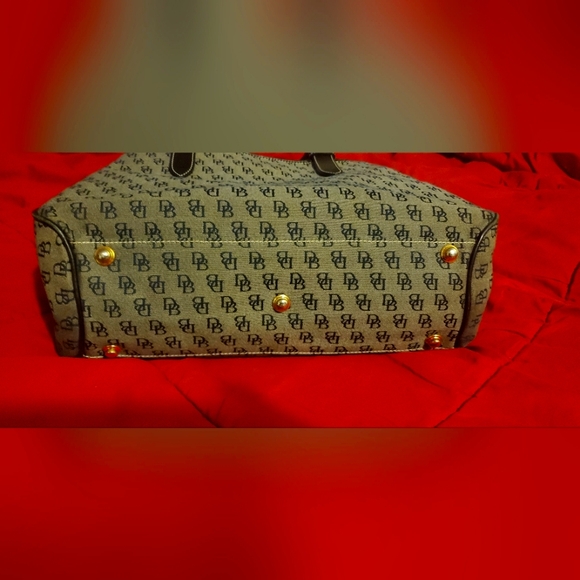 Vintage Dooney & Bourke Vintage 3 Piece Handbag Set. - Picture 16 of 16